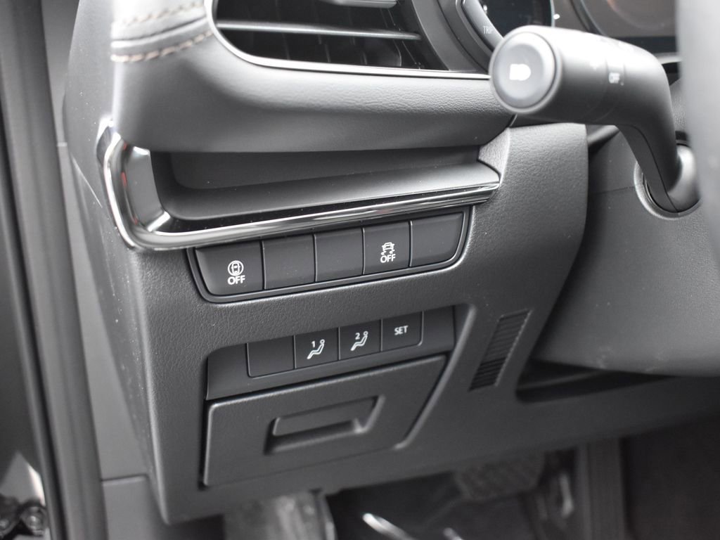 Used 2023 MAZDA MAZDA3 s image 15