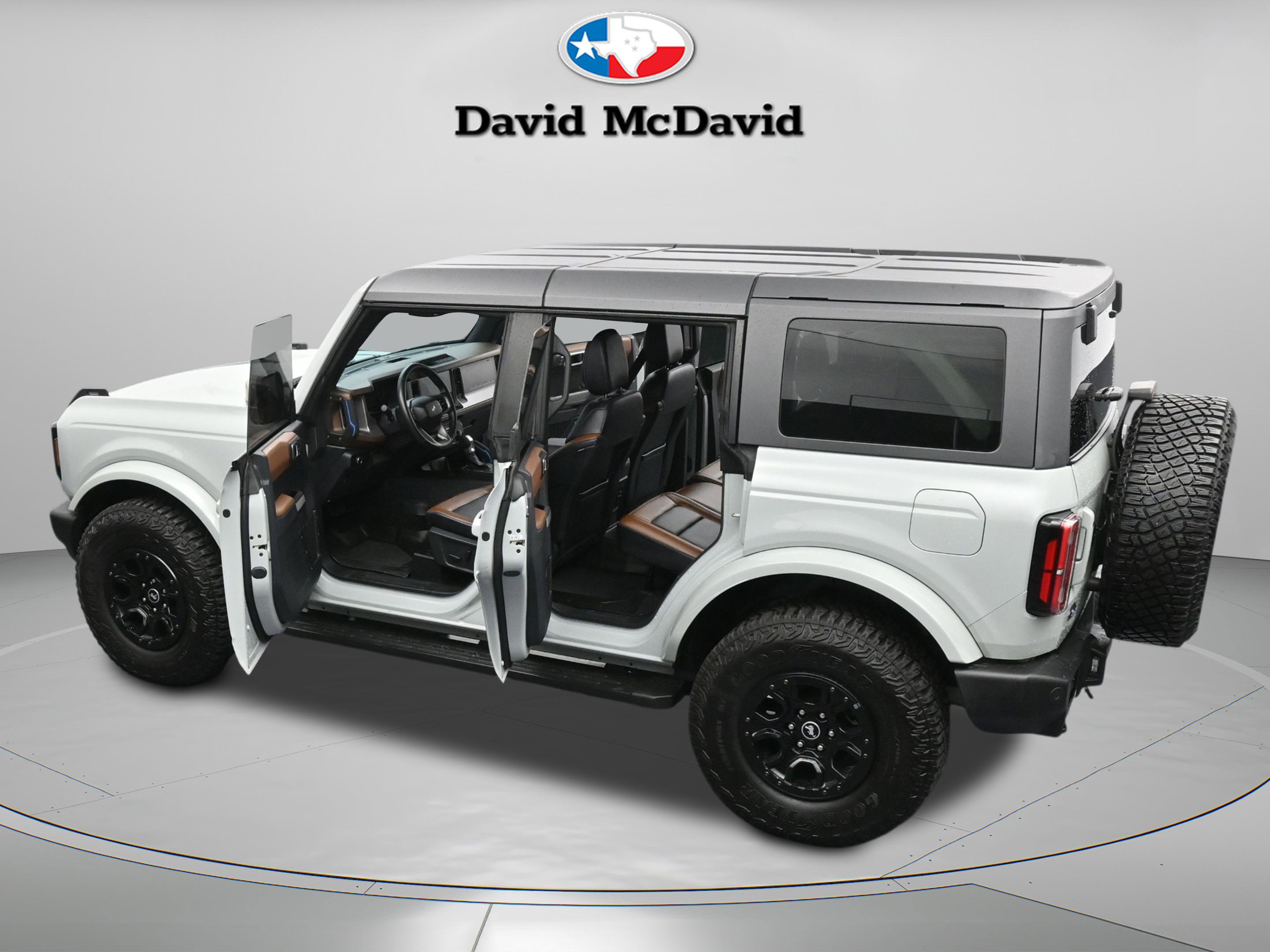 Used 2023 Ford Bronco Outer Banks image 45