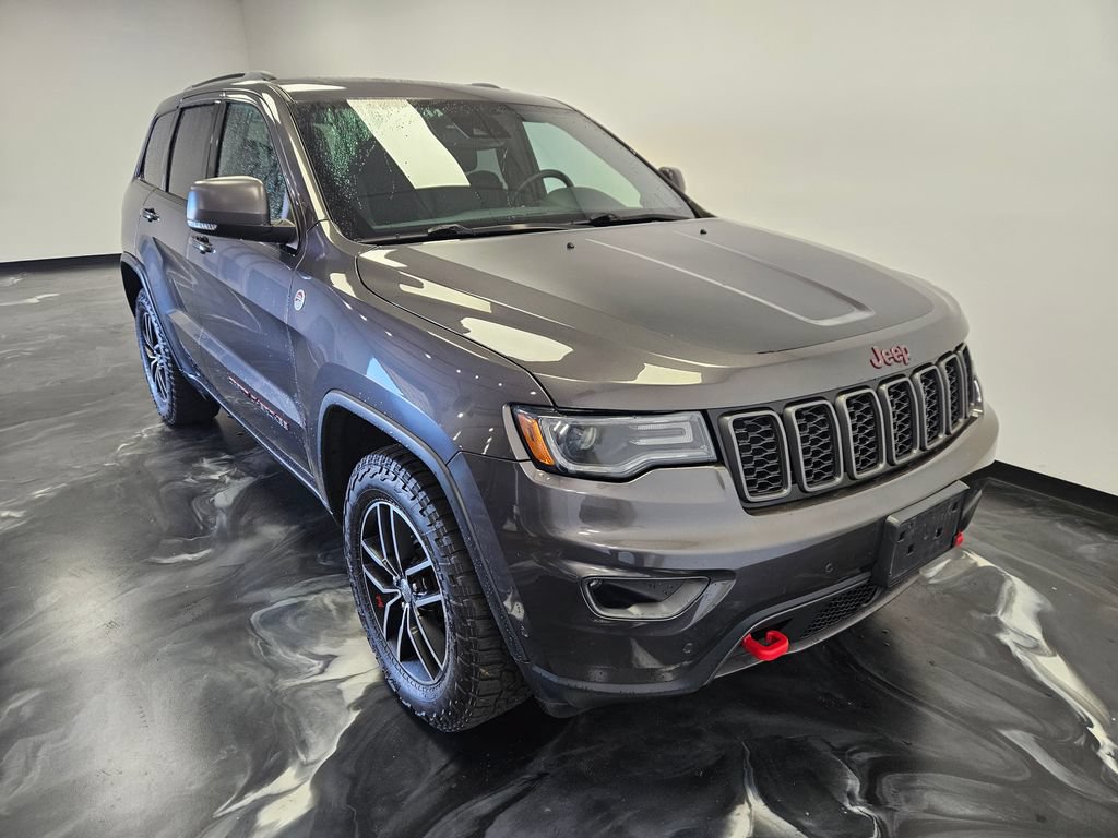 Used 2018 Jeep Grand Cherokee Trailhawk w/ Trailhawk Luxury Group AWD/4WD image 23