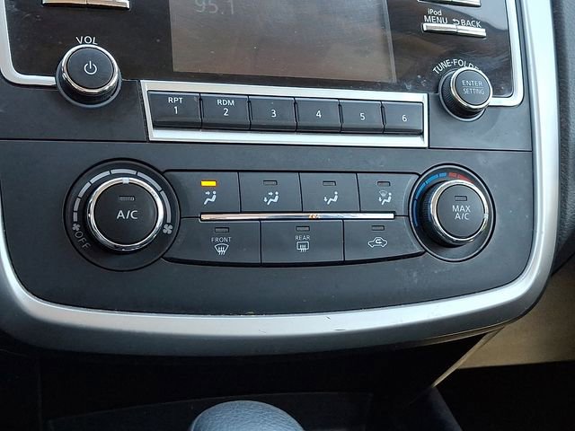 Used 2017 Nissan Altima 2.5 S w/ Power Driver Seat Package image 16