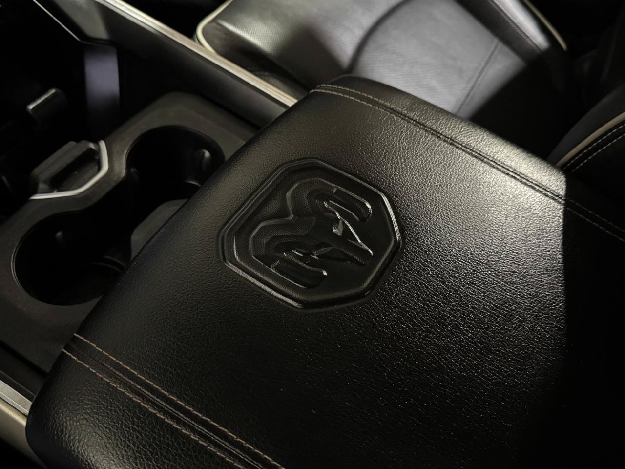 Used 2022 RAM 3500 Laramie AWD/4WD image 32