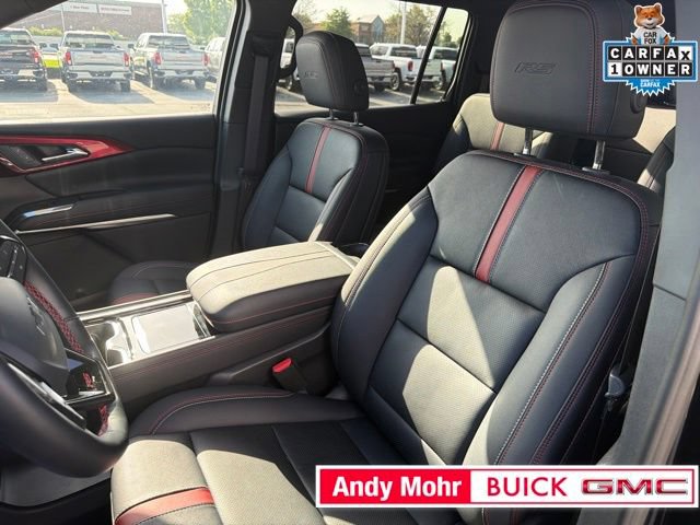 Used 2026 Chevrolet Traverse RS AWD/4WD image 16