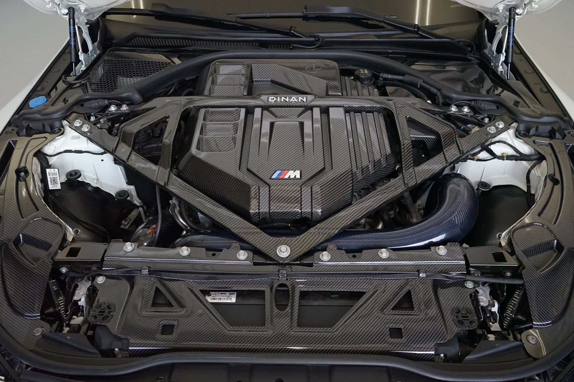 Used 2023 BMW M4 Competition w/ M Carbon Exterior Package RWD image 40