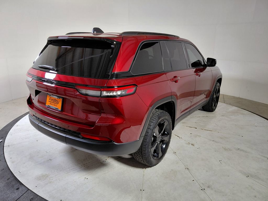 Used 2022 Jeep Grand Cherokee Altitude image 7