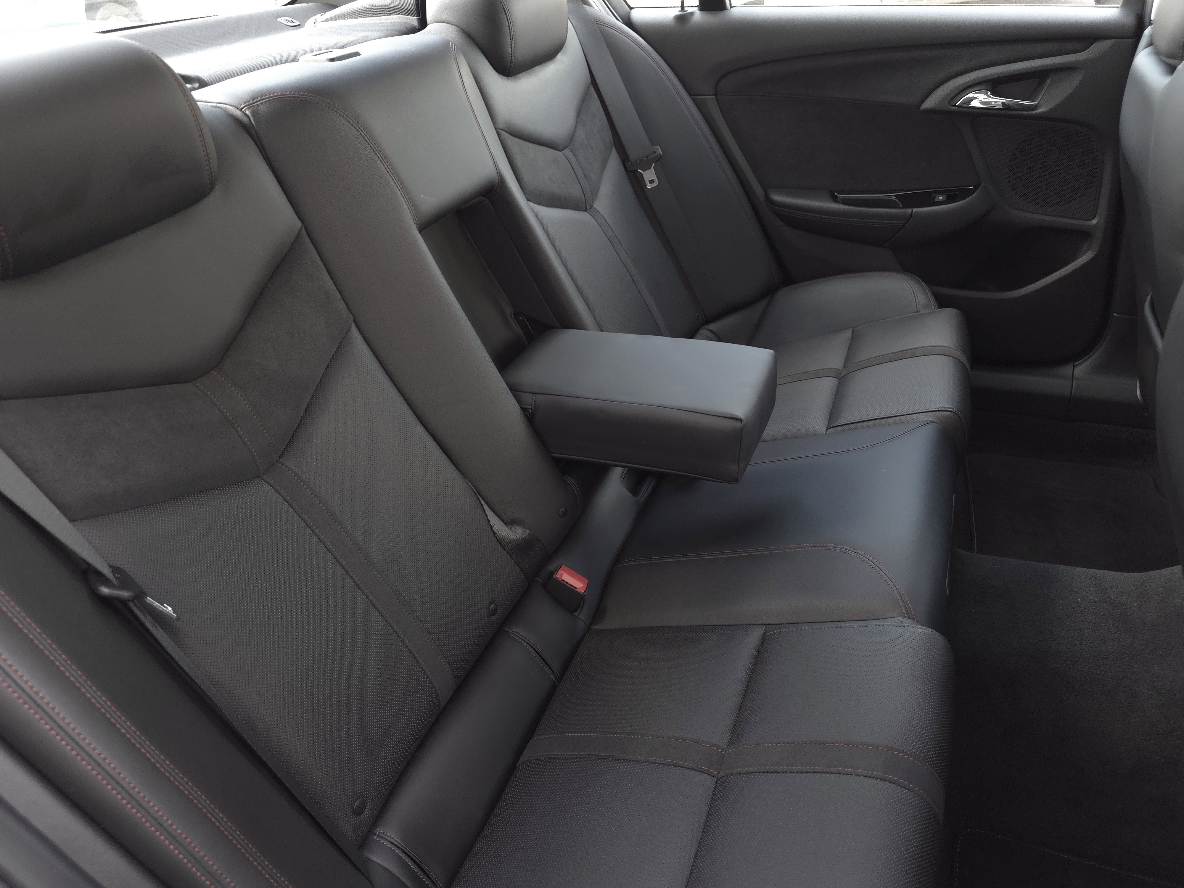 Used 2014 Chevrolet SS image 33