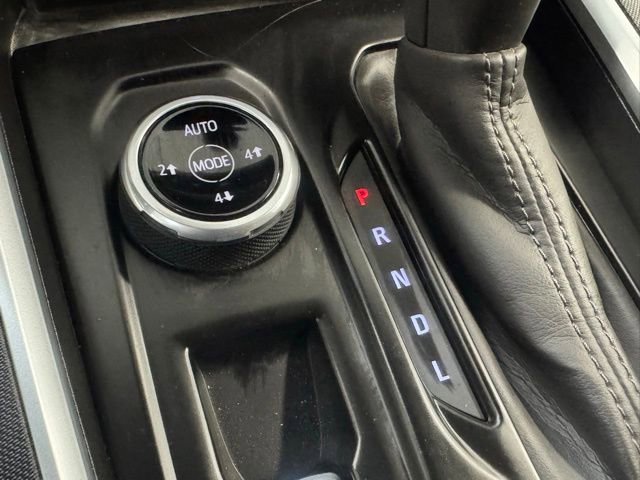 Used 2024 Chevrolet Colorado Trail Boss w/ Advanced Trailering Package AWD/4WD image 26