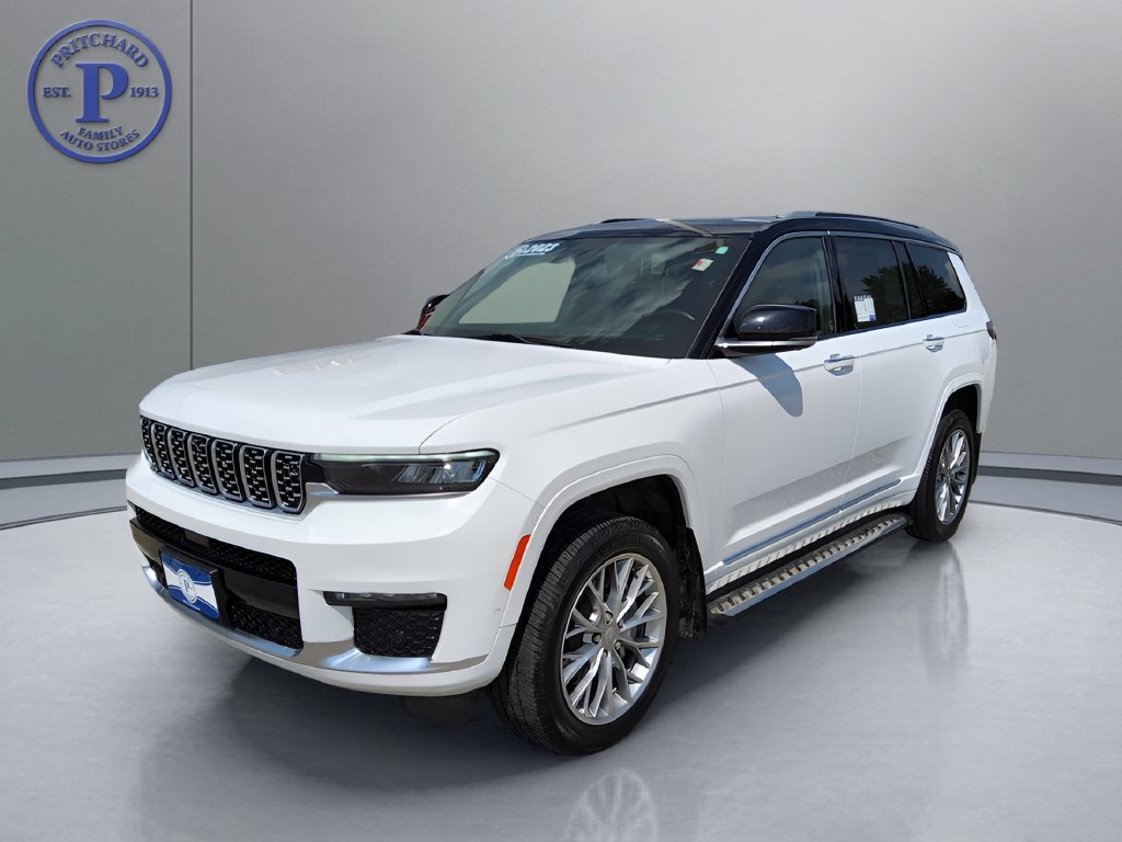 Used 2023 Jeep Grand Cherokee L Summit w/ Advanced Protech Group IV AWD/4WD image 3