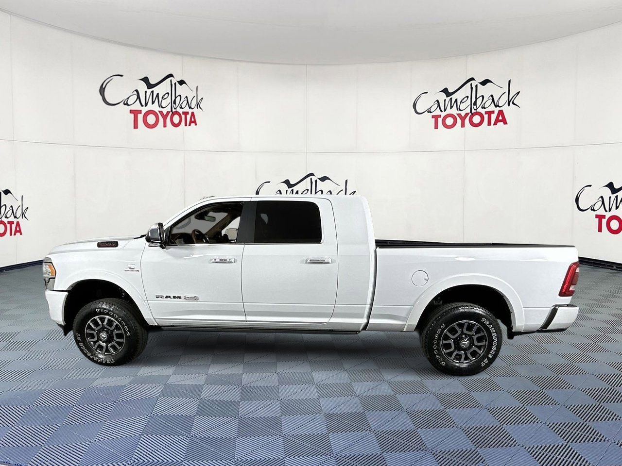 Used 2022 RAM 2500 Limited image 4