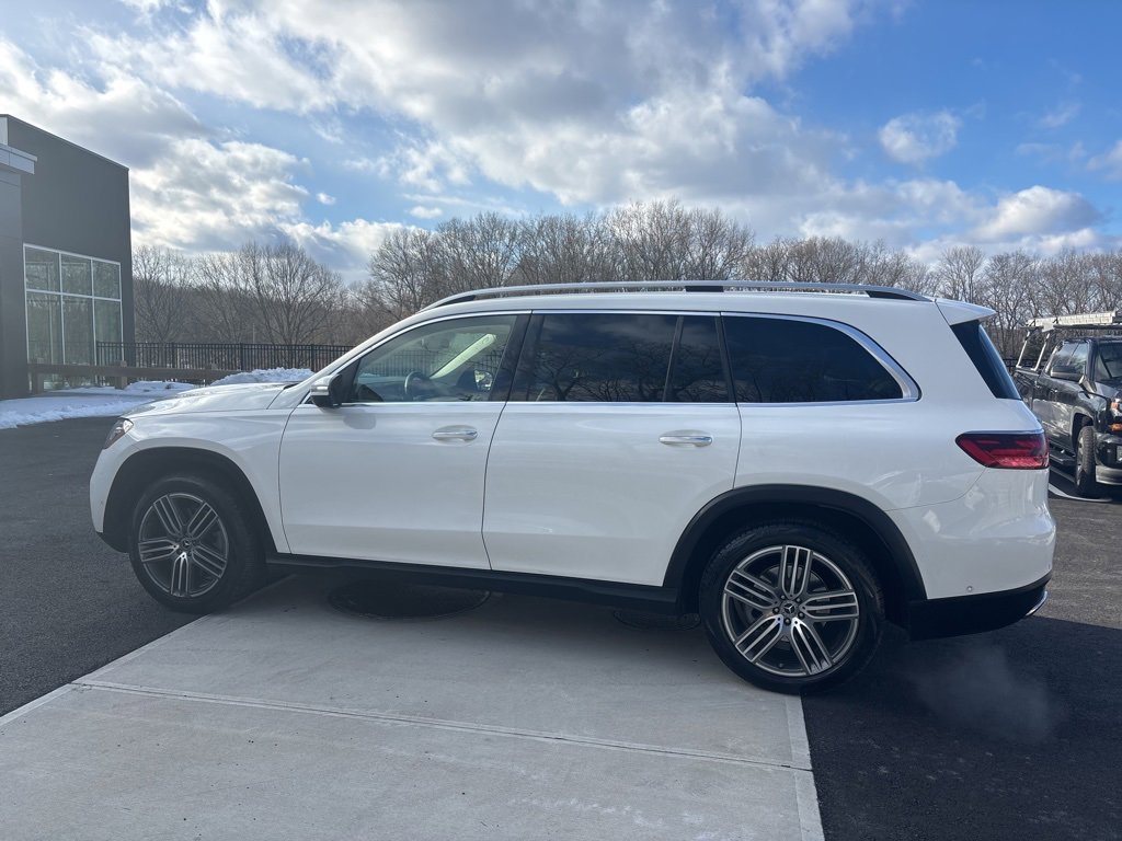 Used 2025 Mercedes-Benz GLS 450 4MATIC image 8