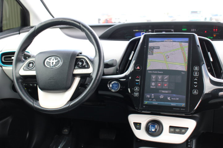 Used 2018 Toyota Prius Prime Advanced image 22