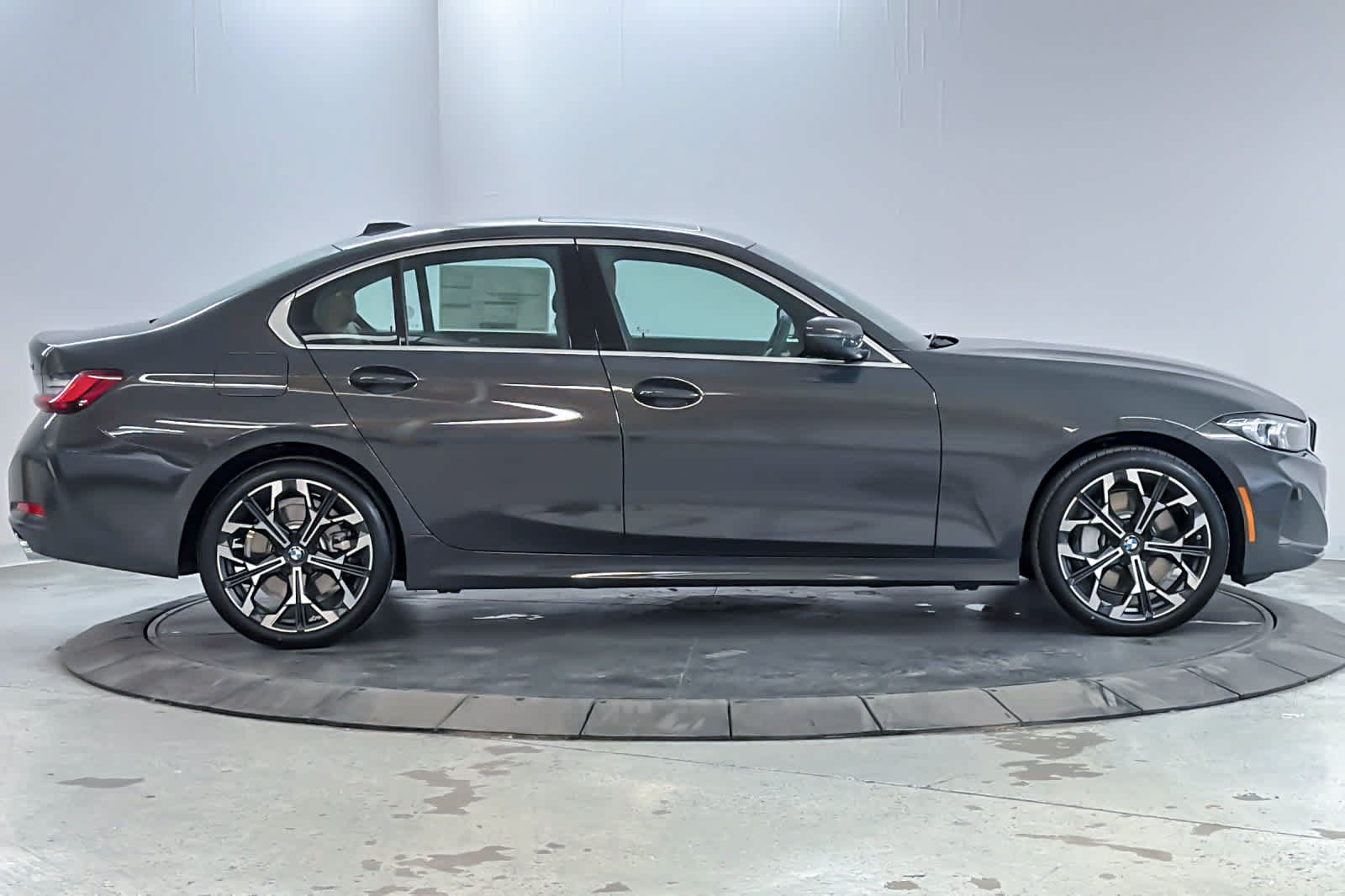 New 2026 BMW 330i xDrive Sedan w/ Premium Package AWD/4WD image 8