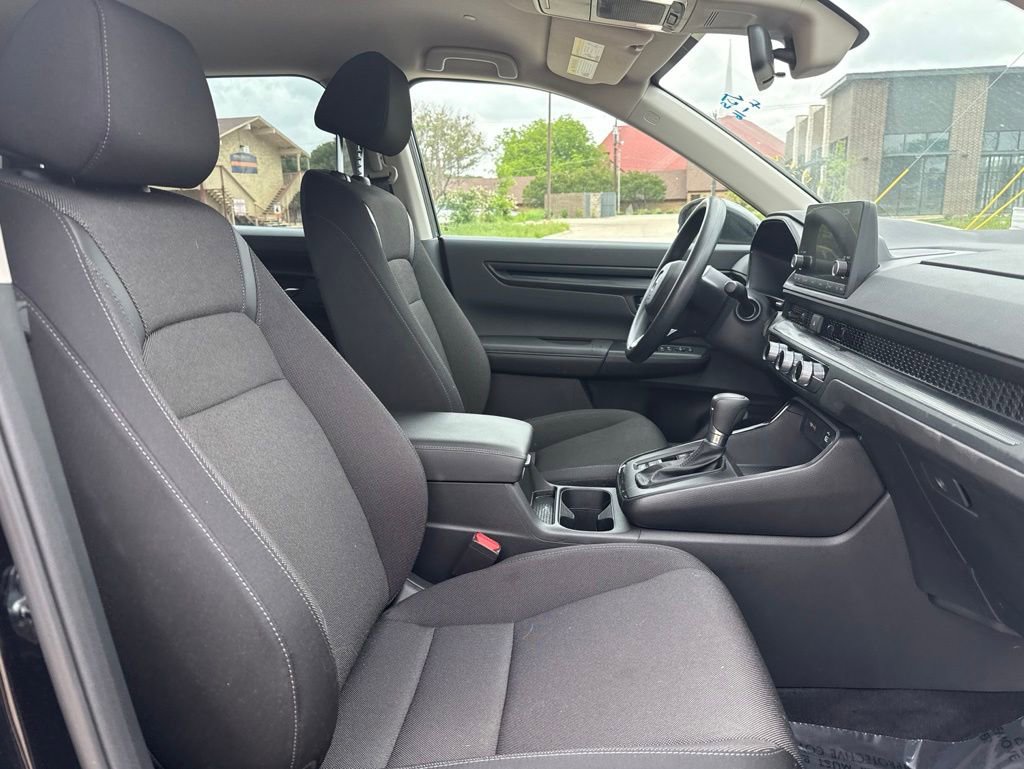 Used 2024 Honda CR-V LX image 9