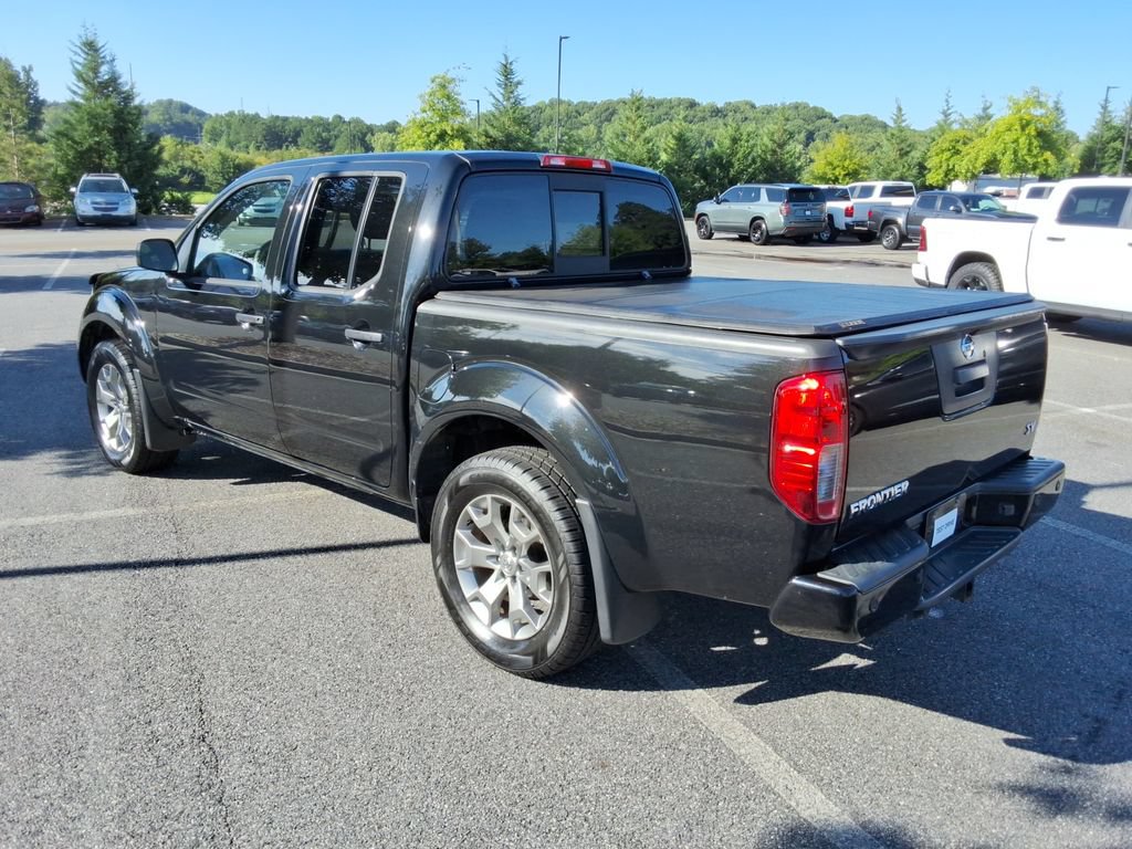 Used 2021 Nissan Frontier SV RWD image 7