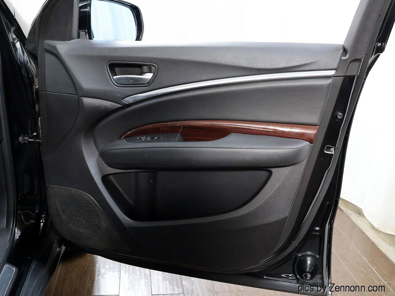 Used 2015 Acura MDX SH-AWD image 33