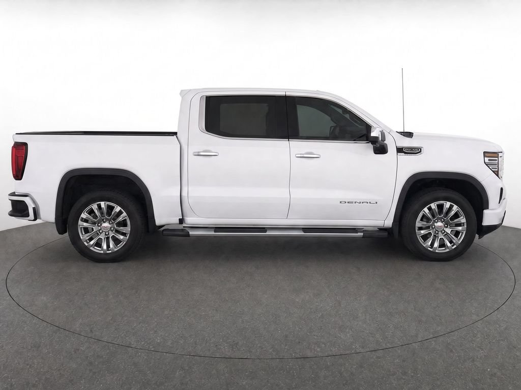 Used 2023 GMC Sierra 1500 Denali w/ Technology Package AWD/4WD image 8