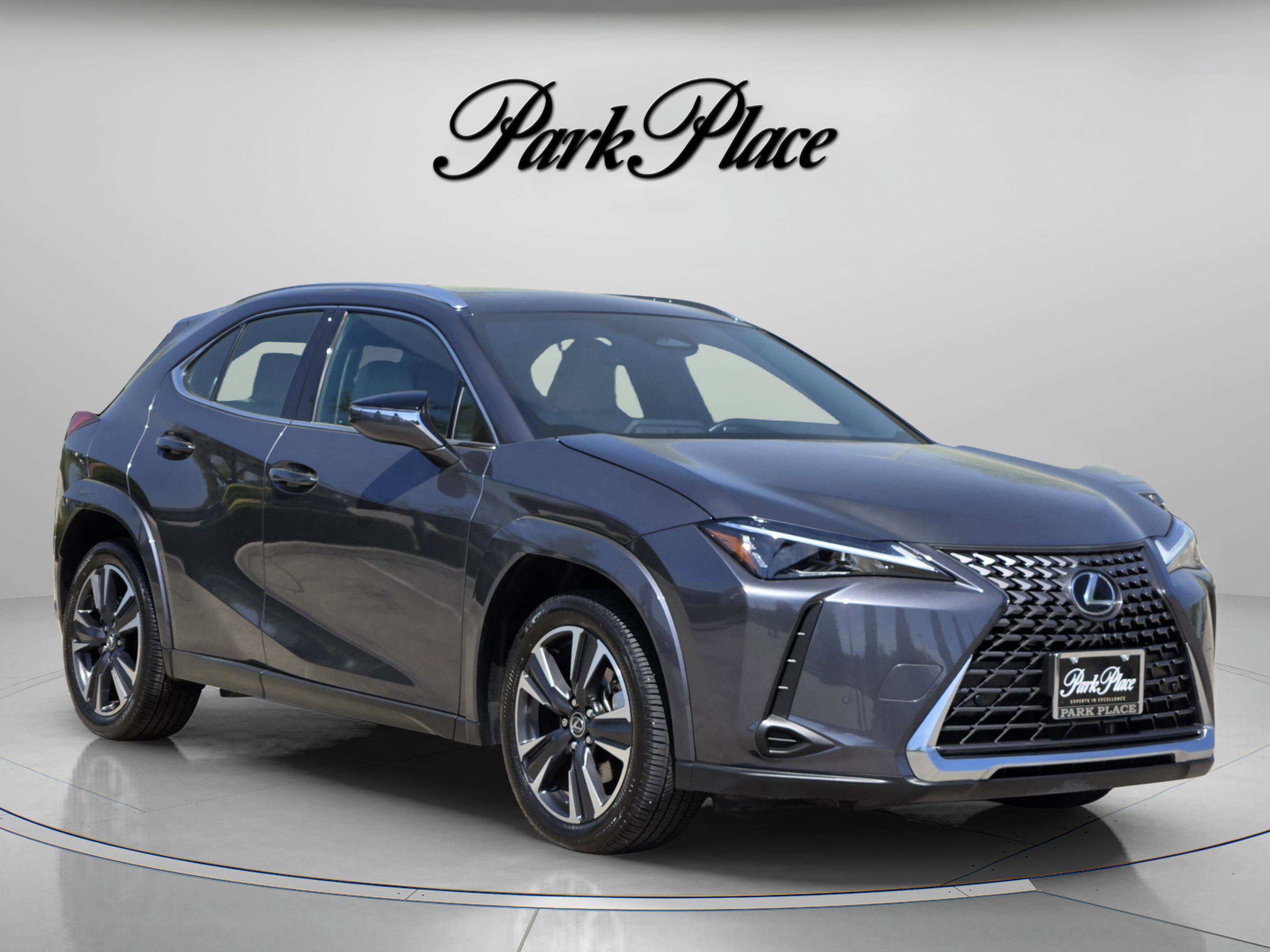 Certified 2025 Lexus UX 300h FWD w/ Accessory Package (Z1) image 5