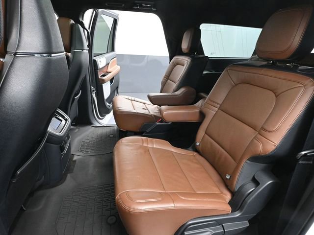 Used 2023 Lincoln Navigator L Reserve w/ Equipment Group 201A image 41