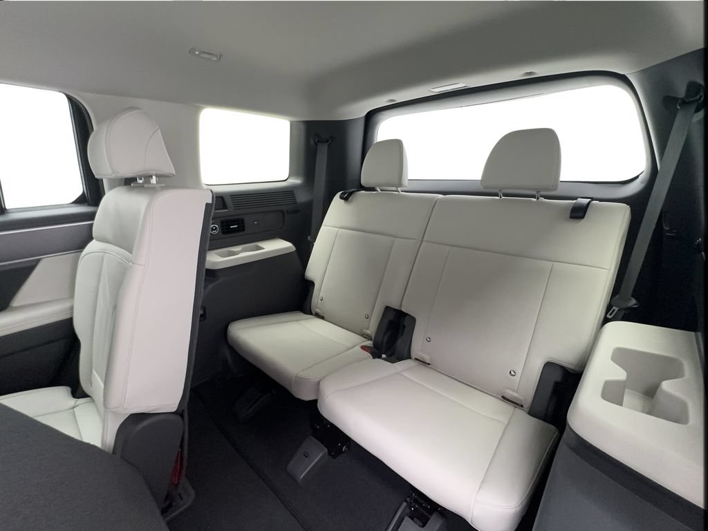 Used 2026 Hyundai Santa Fe SEL FWD image 28