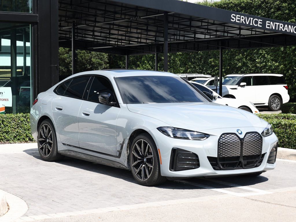 Used 2025 BMW i4 eDrive40 w/ M Sport Package image 2