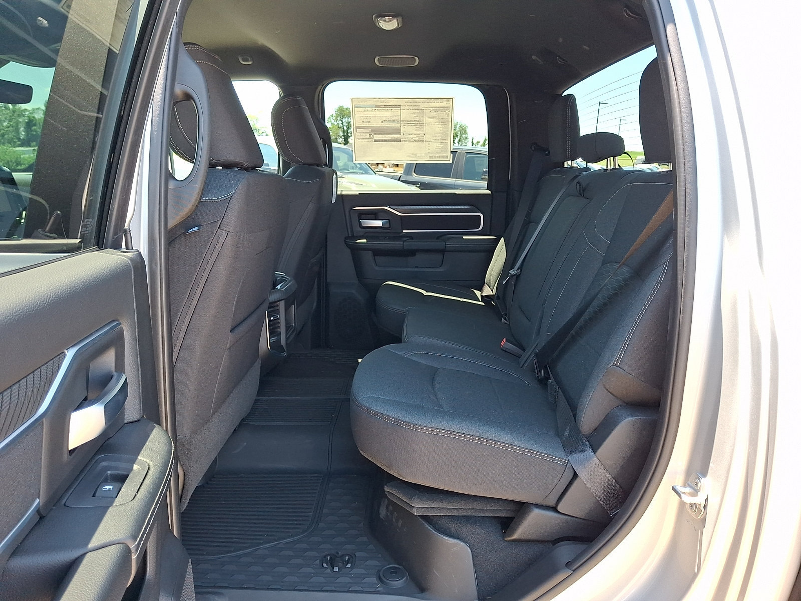 New 2026 RAM 3500 Big Horn AWD/4WD image 7