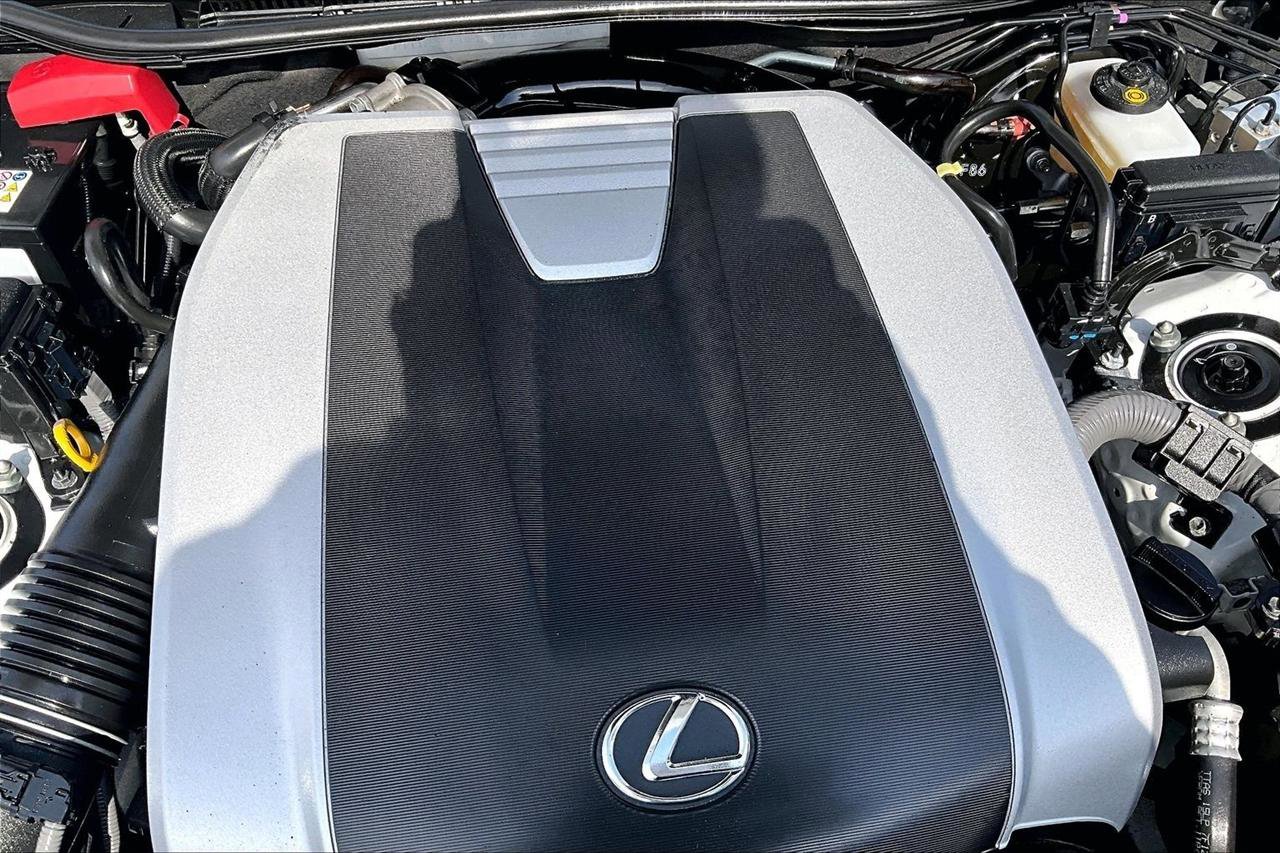 Used 2023 Lexus IS 350 F Sport AWD/4WD image 31