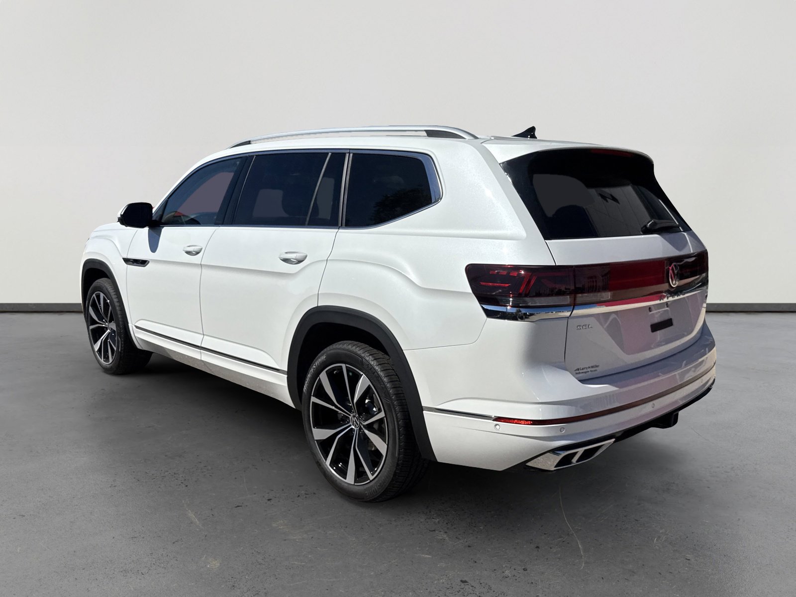 New 2026 Volkswagen Atlas SEL Premium R-Line image 4