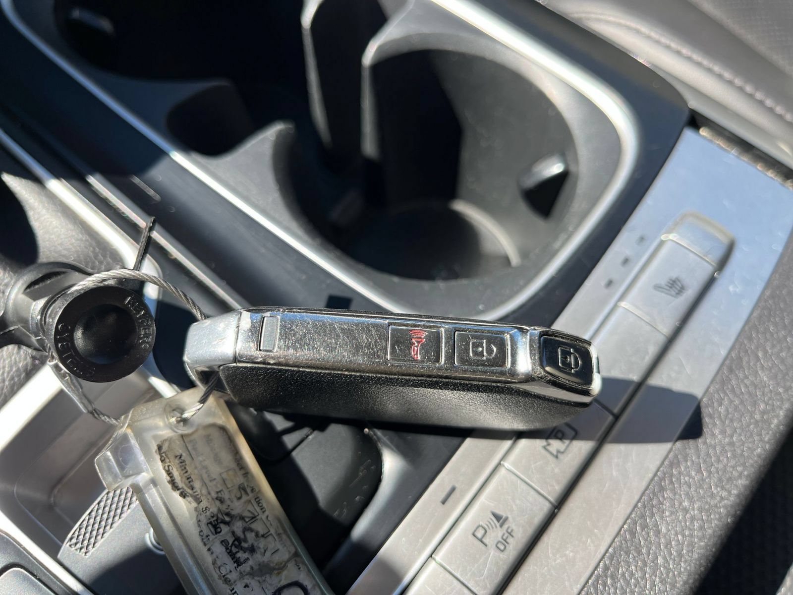Used 2023 Kia Carnival LX FWD image 20