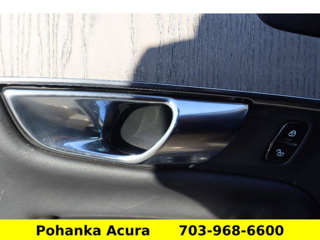 Used 2022 Volvo XC90 T6 Inscription w/ Climate Package image 21