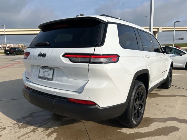 Used 2025 Jeep Grand Cherokee L Altitude image 14