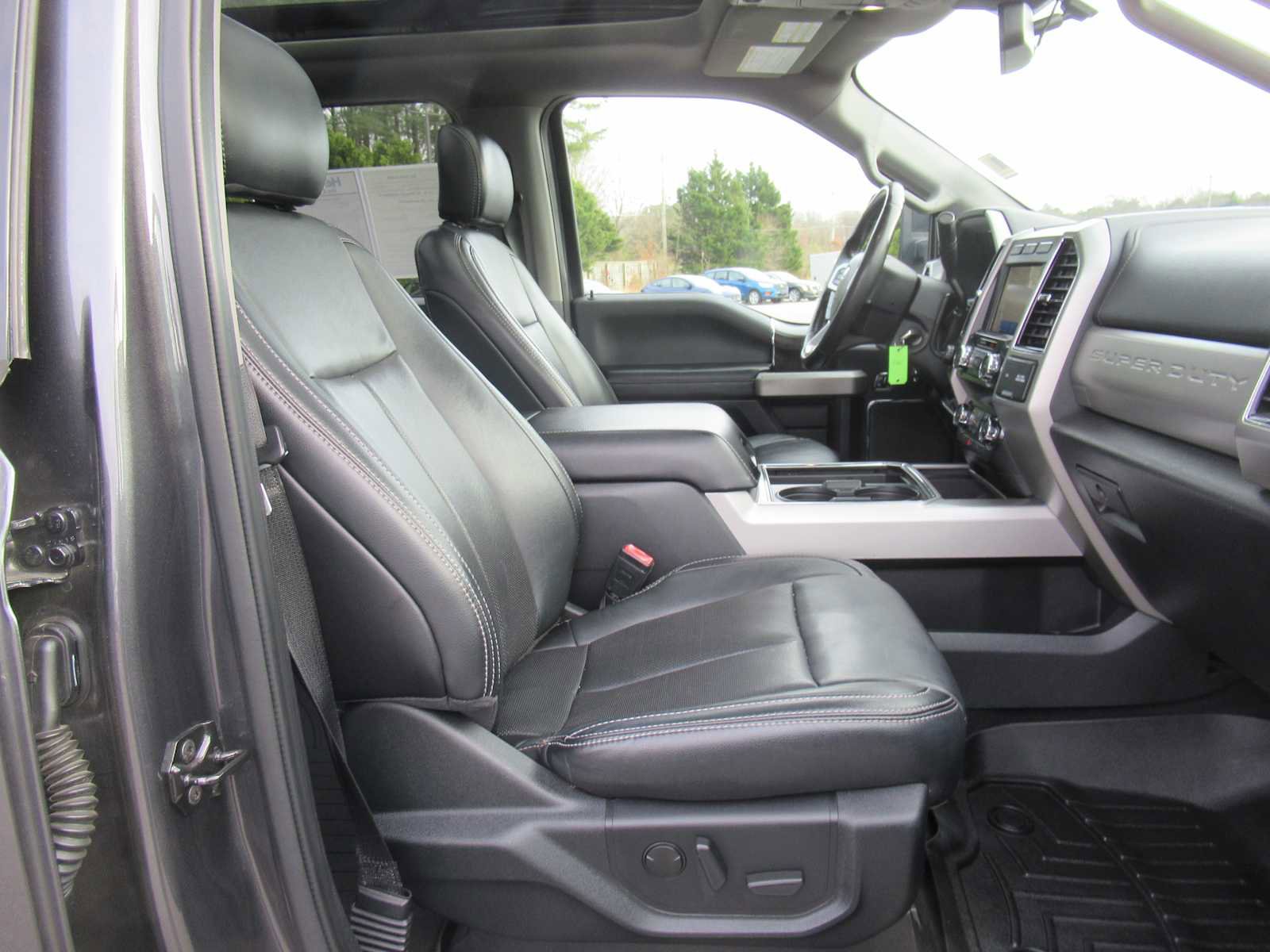 Used 2020 Ford F250 Lariat image 23