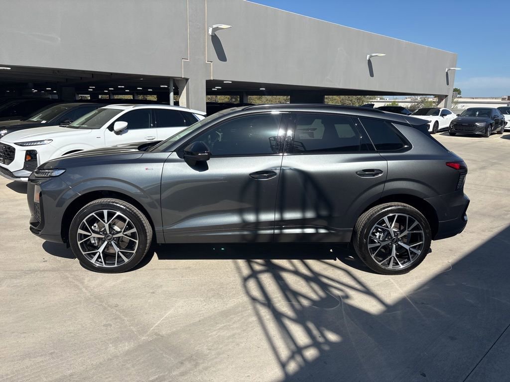 New 2026 Audi Q3 quattro 2.0T AWD/4WD image 9