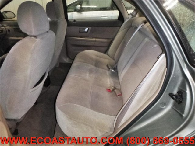 Used 2002 Ford Taurus SES FWD image 4