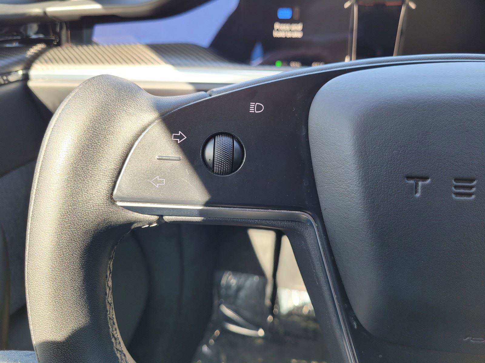 Used 2021 Tesla Model S Plaid image 33