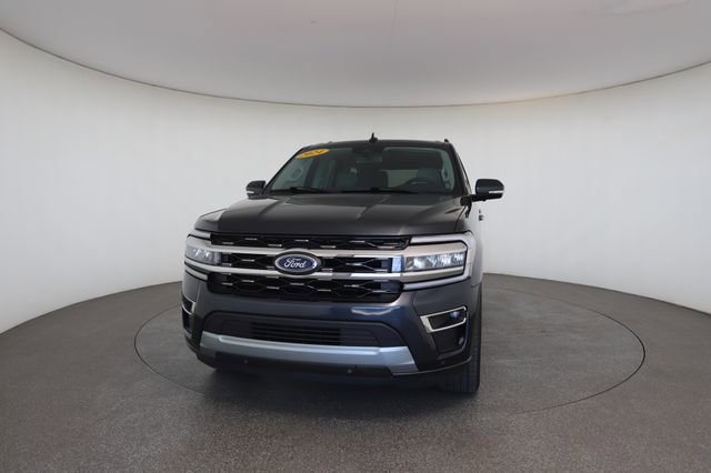 Used 2024 Ford Expedition Limited AWD/4WD image 32