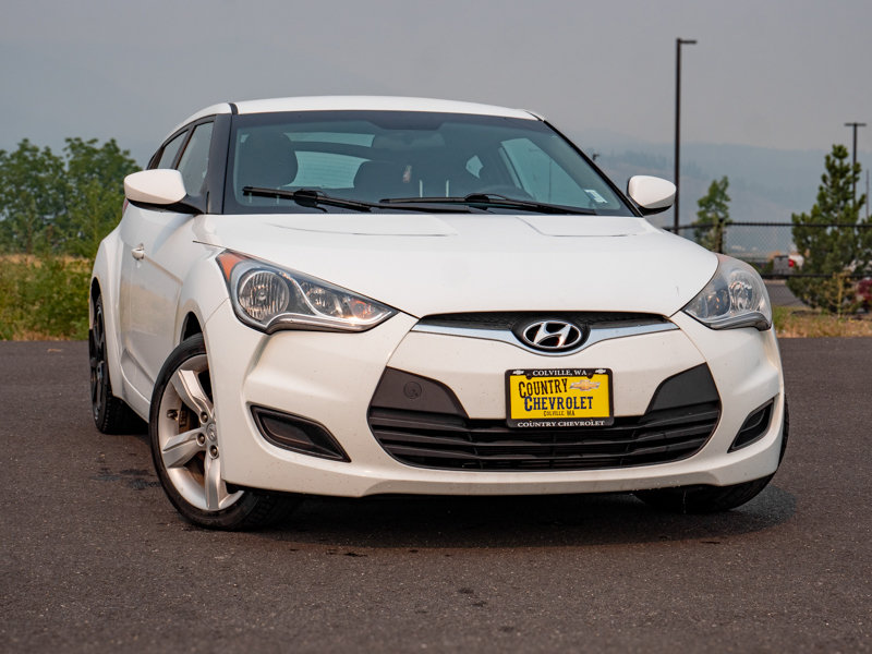 Used 2013 Hyundai Veloster FWD image 1