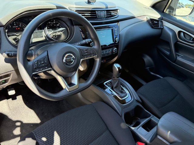 Used 2019 Nissan Rogue Sport S w/ Appearance Package FWD image 5