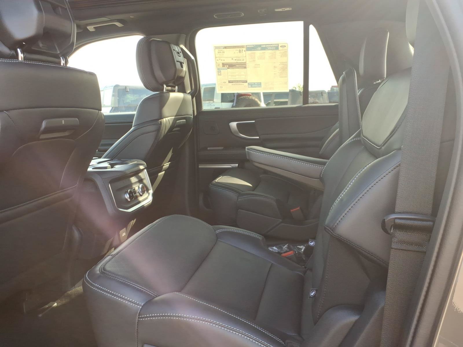 New 2027 Ford Expedition Max Platinum w/ Stealth Performance Package AWD/4WD image 13