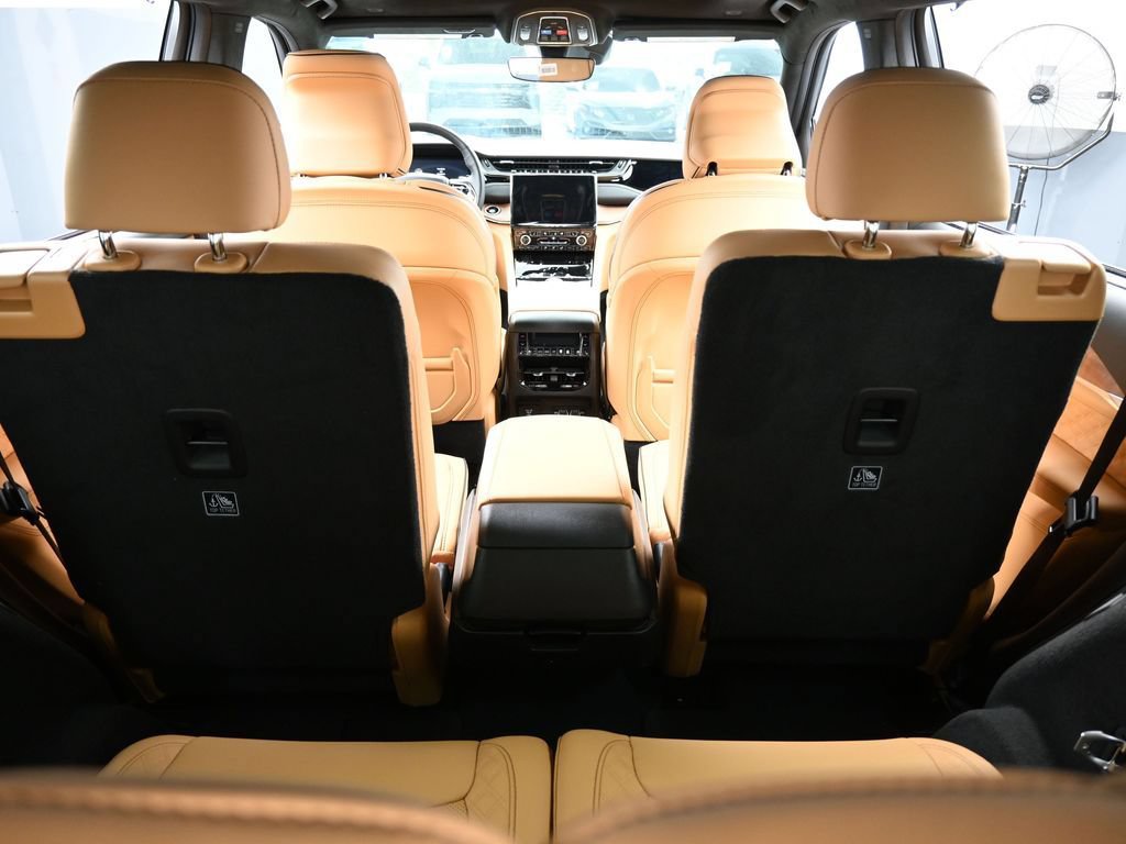 New 2025 Jeep Grand Cherokee L Summit AWD/4WD image 42