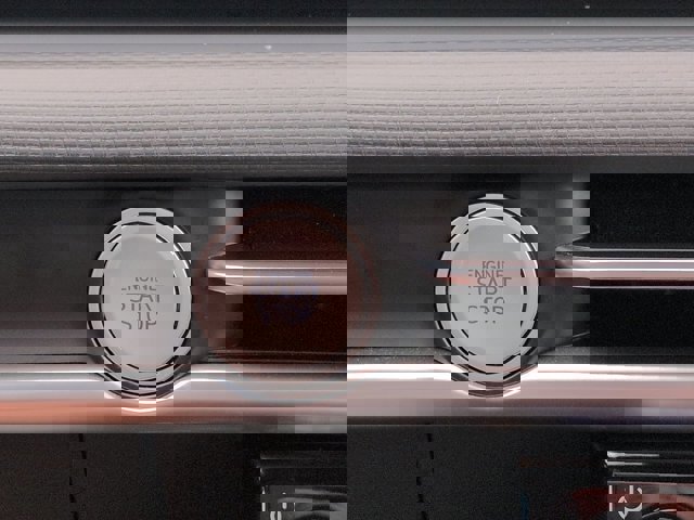 Used 2025 Hyundai Santa Cruz XRT image 30