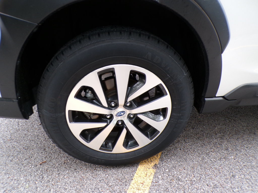 Used 2024 Subaru Outback Premium AWD/4WD image 21