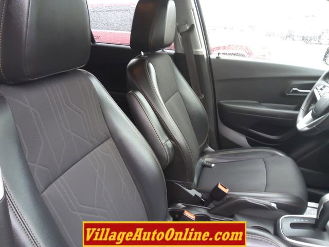 Used 2017 Chevrolet Trax LT w/ LT Convenience Package image 30