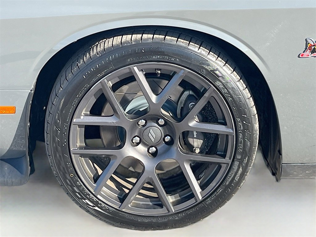 Used 2018 Dodge Challenger R/T Scat Pack w/ Leather Interior Group image 31