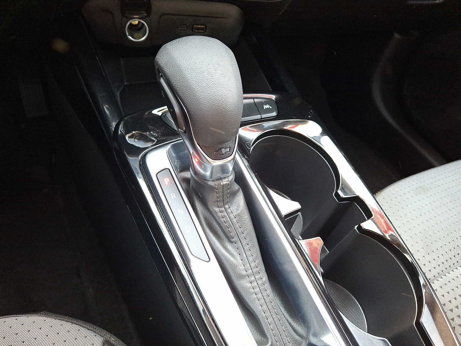 Used 2024 Chevrolet Trax LT FWD image 14