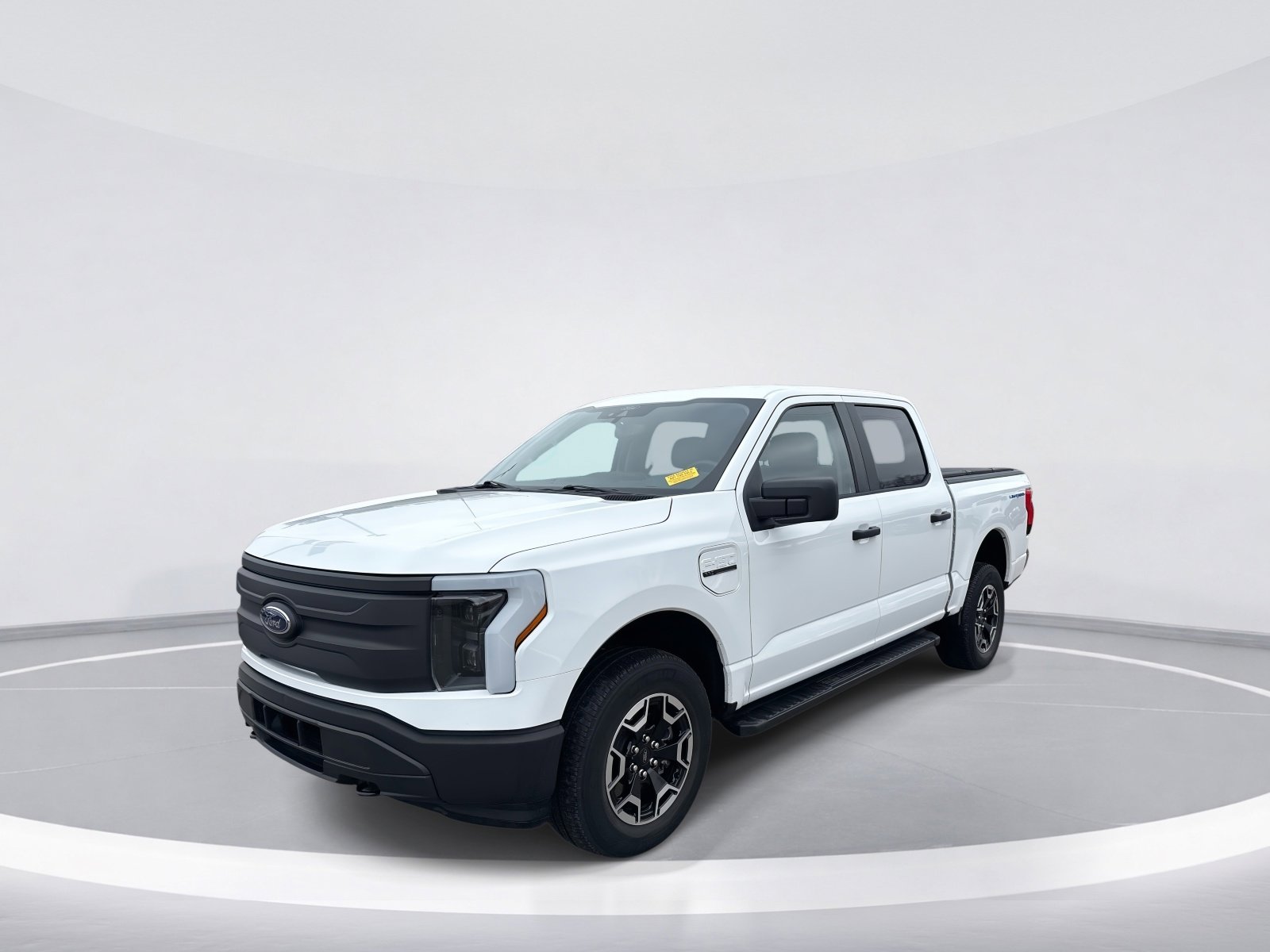 Used 2022 Ford F150 Lightning Pro image 3