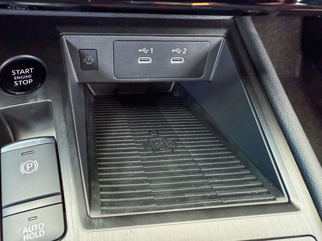 New 2026 Nissan Kicks SR w/ Cold Weather Package image 16