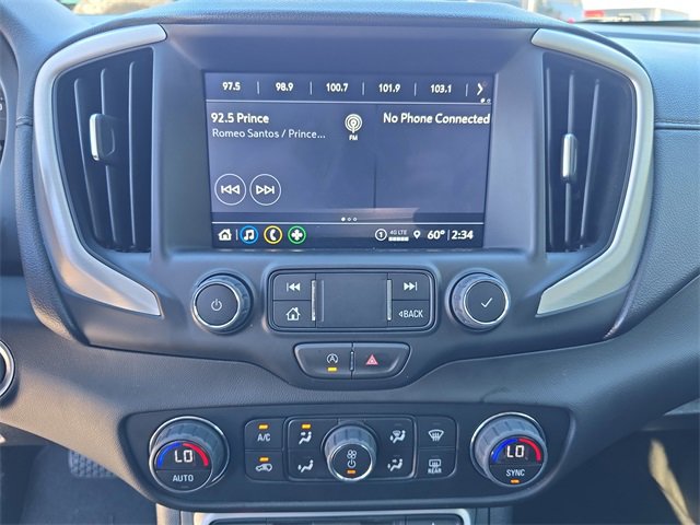 Used 2024 GMC Terrain SLT image 16