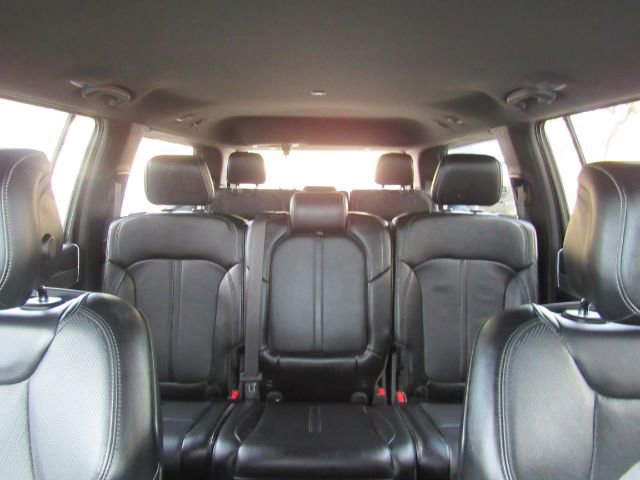 Used 2024 Jeep Wagoneer Series II w/ Flexible Seating Group image 36