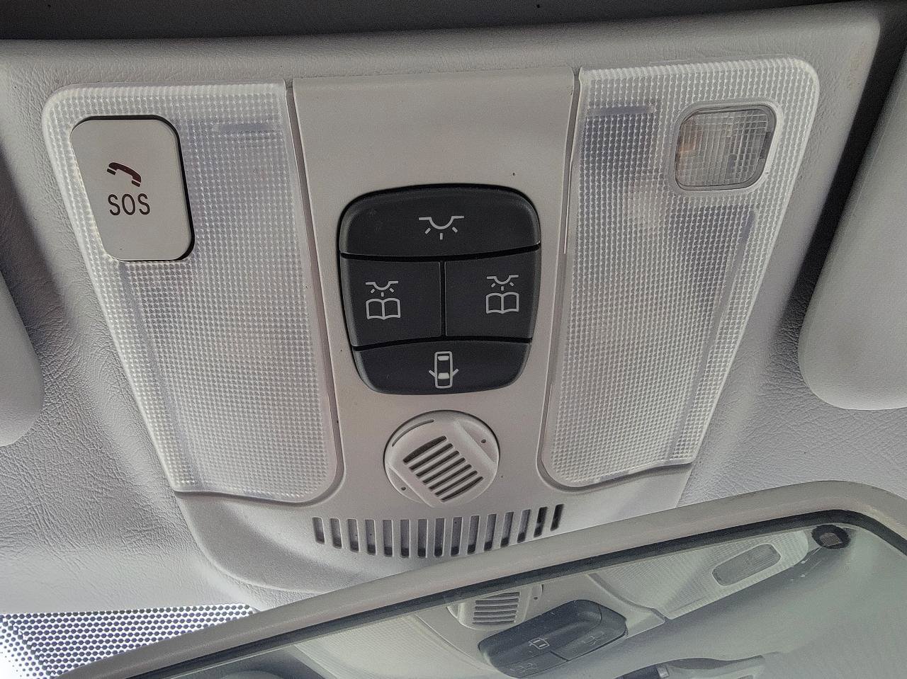 Used 2003 Mercedes-Benz CLK 320 Cabriolet image 30