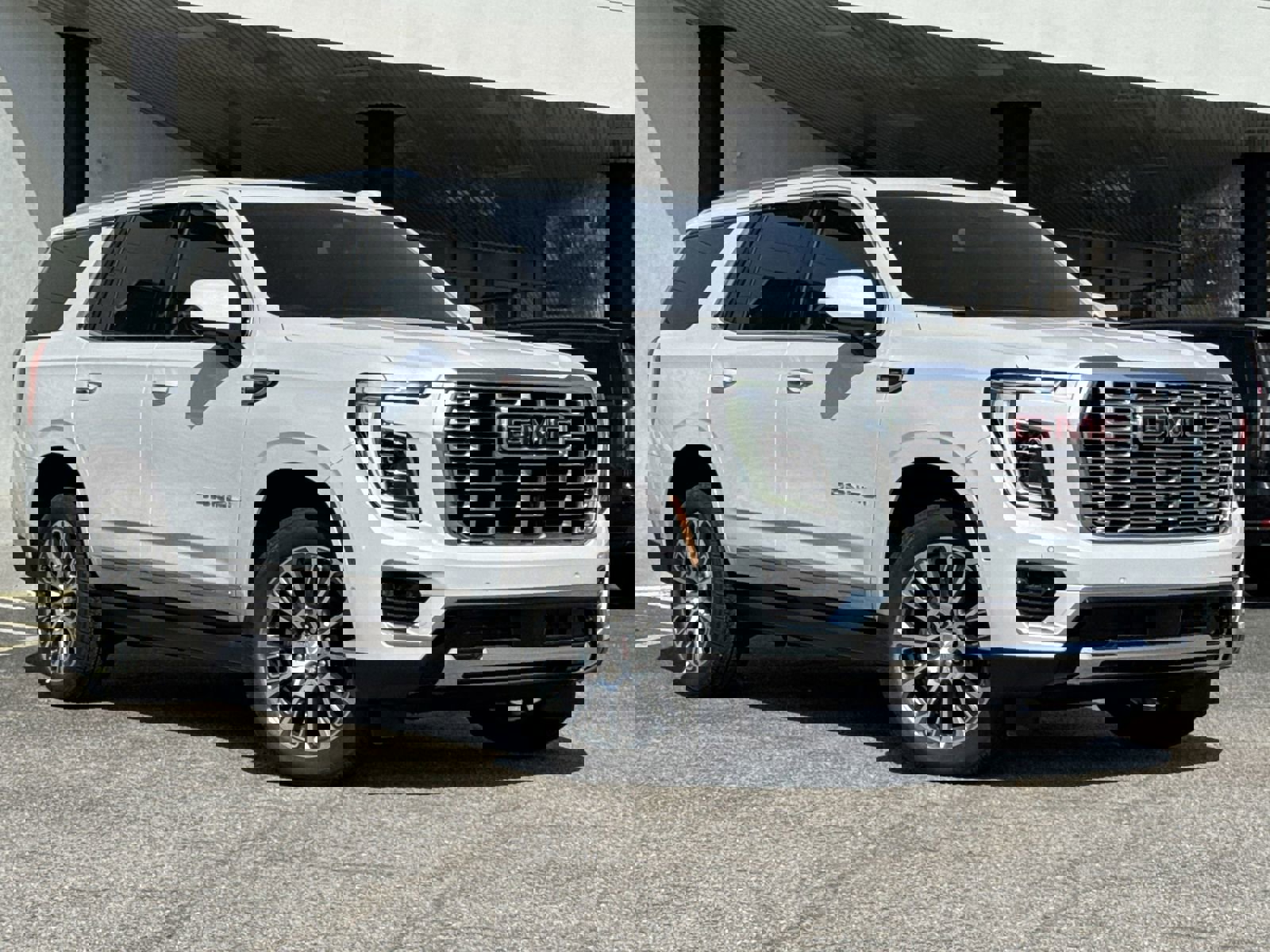 Used 2026 GMC Yukon Denali w/ Sun & Power Step Package AWD/4WD image 2