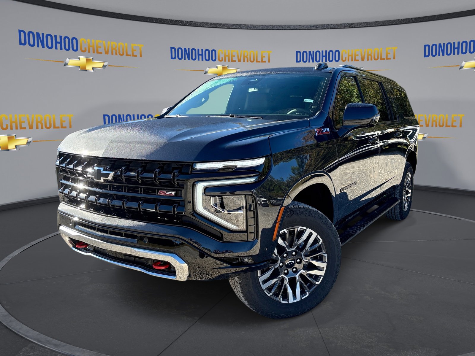 New 2026 Chevrolet Suburban Z71 image 4